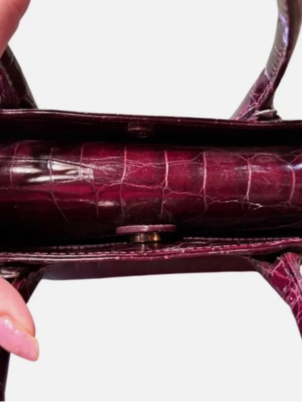 VINTAGE DESMO ITALIAN CROC PURSE BURGUNDY SMALL SCUFFS ON CORNERS